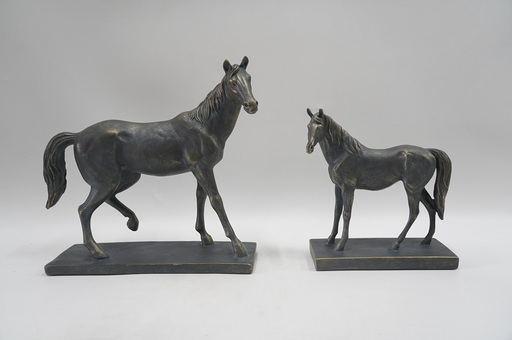 Statuetă cai din rășină, 25x10x26 cm