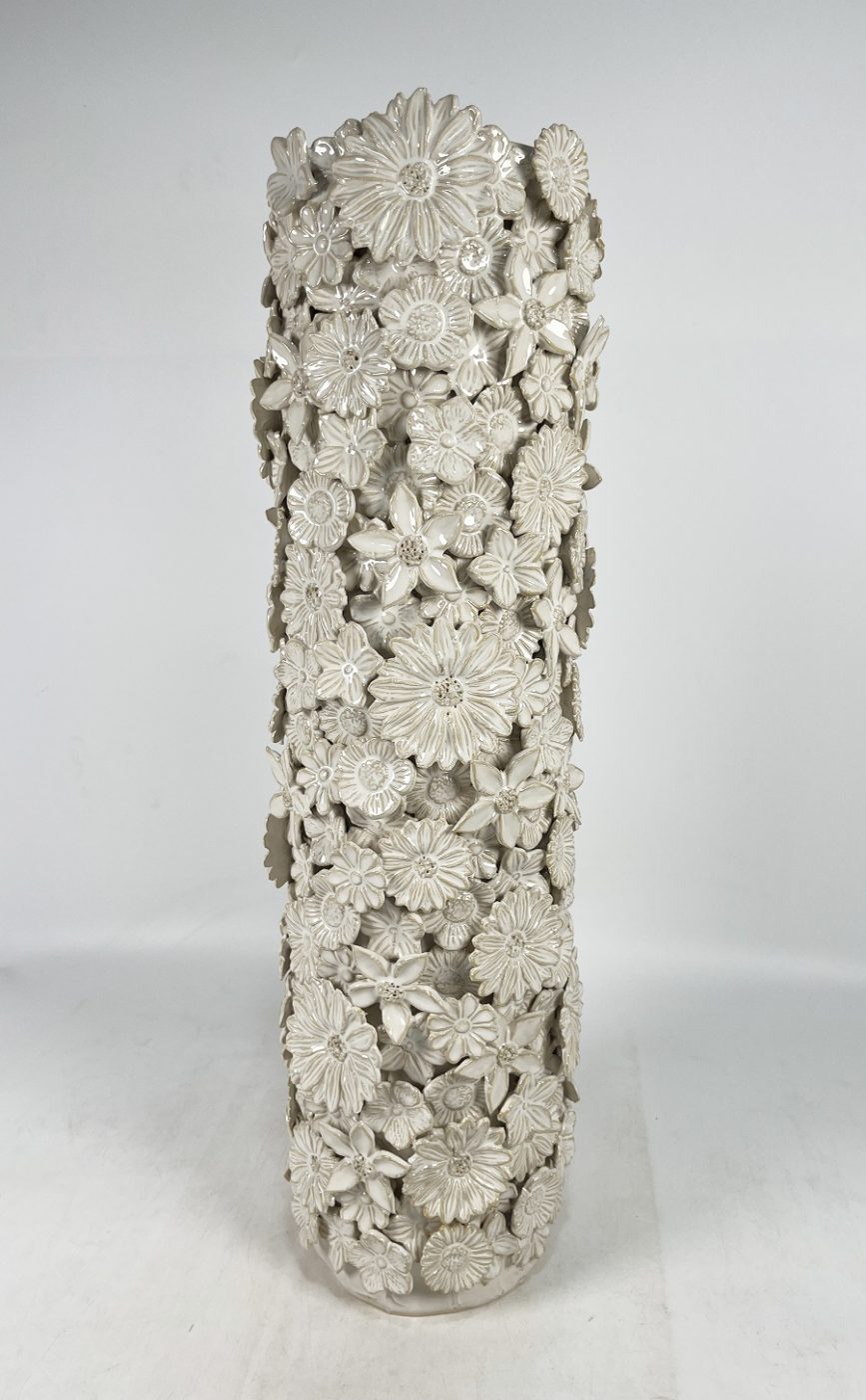 Vază ceramică crem cu flori, D16,5x62 cm